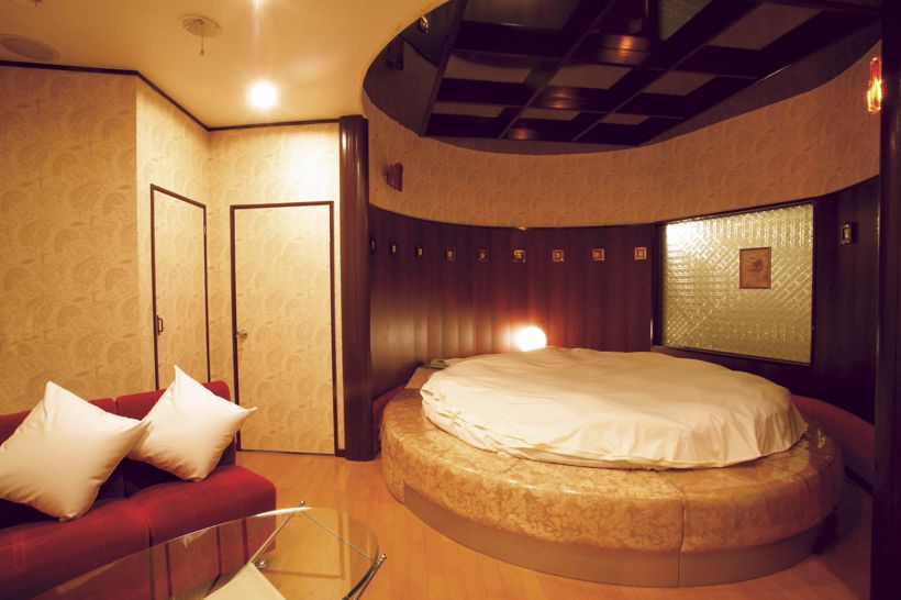 Room 010